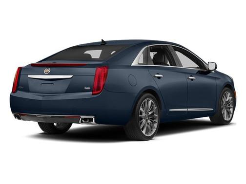 White Diamond Clearcoat 2013 Cadillac XTS Luxury