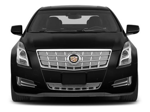 White Diamond Clearcoat 2013 Cadillac XTS Luxury