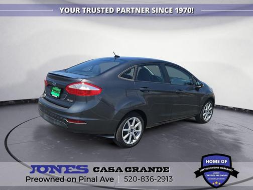 Magnetic 2015 Ford Fiesta SE