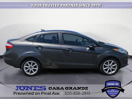 Magnetic 2015 Ford Fiesta SE