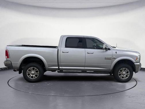 Bright Silver Clearcoat Metallic 2018 RAM 2500 Laramie