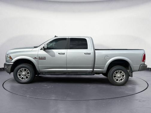 Bright Silver Clearcoat Metallic 2018 RAM 2500 Laramie