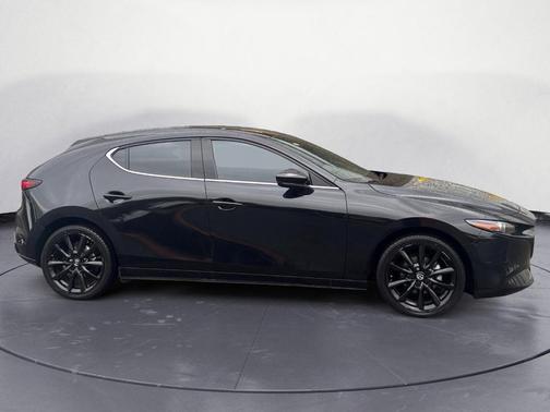 2023 Mazda Mazda3 FWD w/Premium Package