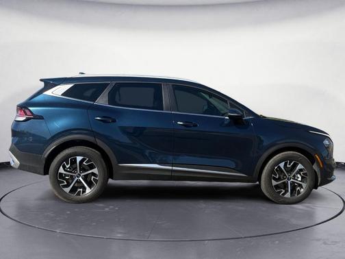 Blue 2023 Kia Sportage Hybrid EX
