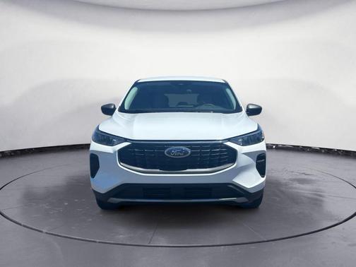 Oxford White 2023 Ford Escape Active
