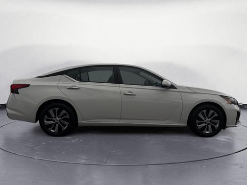 2023 Nissan Altima 2.5 S