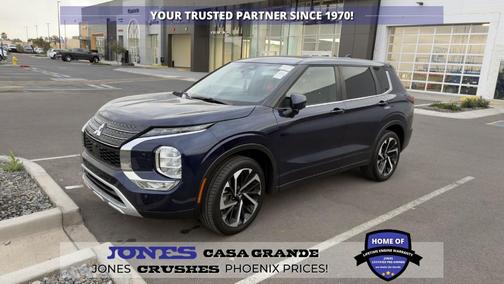 2023 Mitsubishi Outlander SE