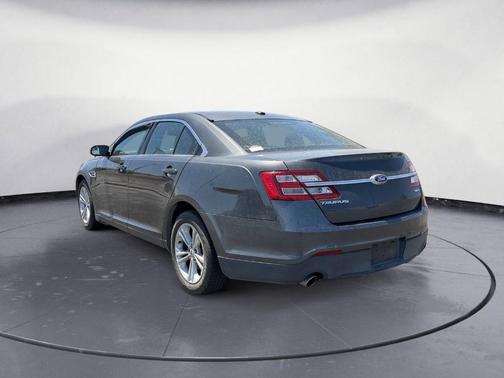 Magnetic Metallic 2016 Ford Taurus SEL