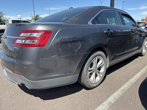 Magnetic Metallic 2016 Ford Taurus SEL