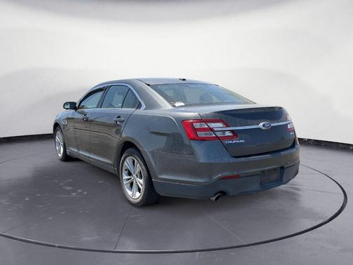 Magnetic Metallic 2016 Ford Taurus SEL
