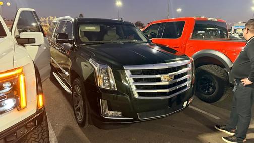 2016 Cadillac Escalade ESV Luxury