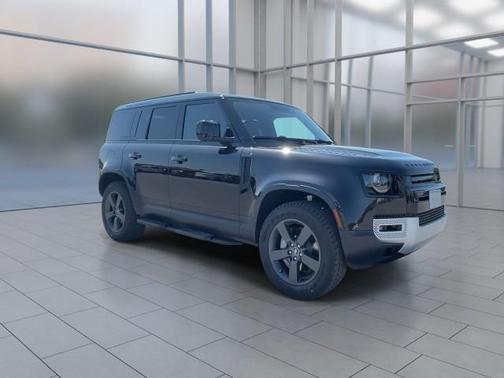 2025 Land Rover Defender 110 P400 S