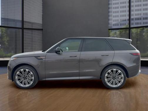 2026 Land Rover Range Rover Sport SE