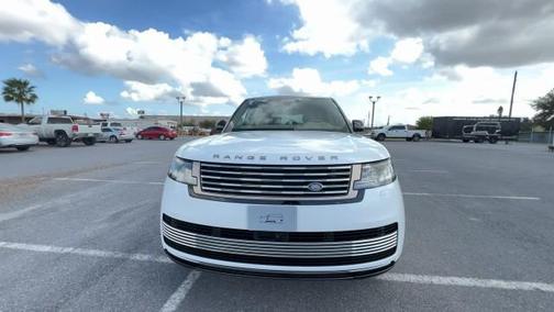 2025 Land Rover Range Rover P615 SV