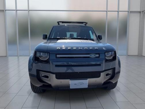 2025 Land Rover Defender 90 P400 X-Dynamic SE
