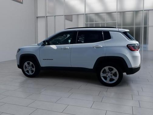 2023 Jeep Compass Latitude