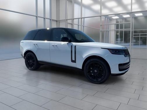2025 Land Rover Range Rover P400 SE
