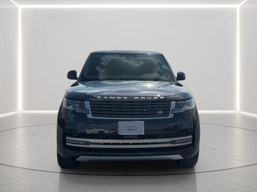 Santorini Black 2026 Land Rover Range Rover P530 SE 7 Seat