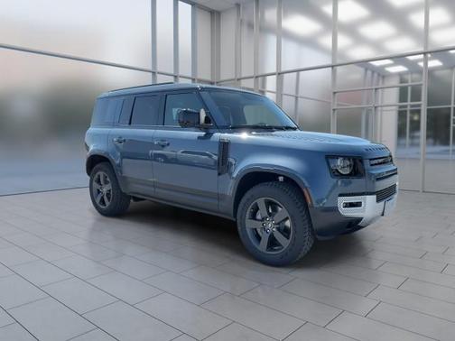 2025 Land Rover Defender 110 P400 S