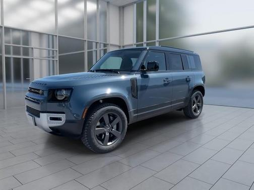 2025 Land Rover Defender 110 P400 S