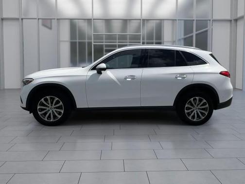 2024 Mercedes-Benz GLC 300 Base