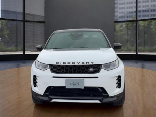WHITE 2026 Land Rover Discovery Sport Landmark
