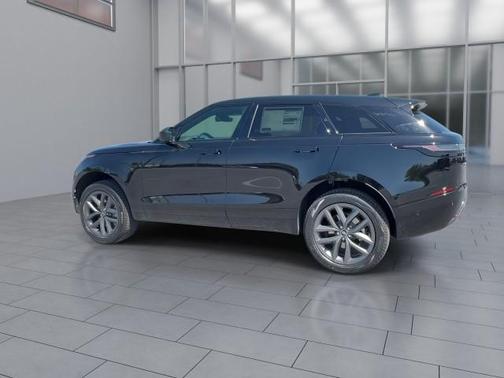 2026 Land Rover Range Rover Velar P250 SE R-Dynamic
