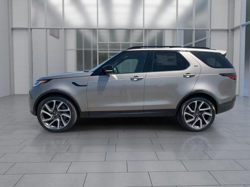 2025 Land Rover Discovery P300 S