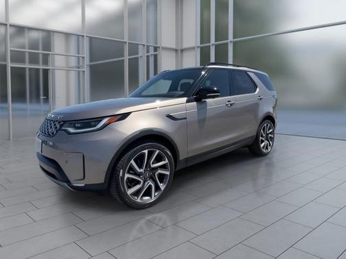 2025 Land Rover Discovery P300 S