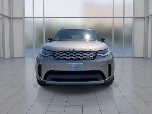2025 Land Rover Discovery P300 S
