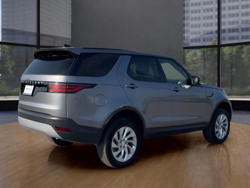 2024 Land Rover Discovery P300 S