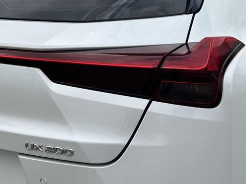 2021 Lexus UX 200 Base