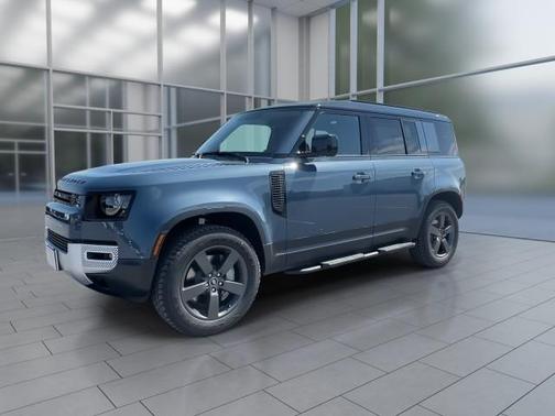 2025 Land Rover Defender 110 P400 S