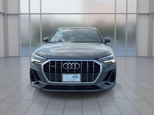 2024 Audi Q3 Premium 45 TFSI S line quattro Tiptronic