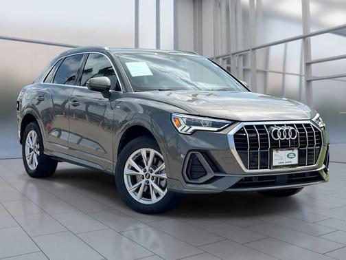 2024 Audi Q3 Premium 45 TFSI S line quattro Tiptronic