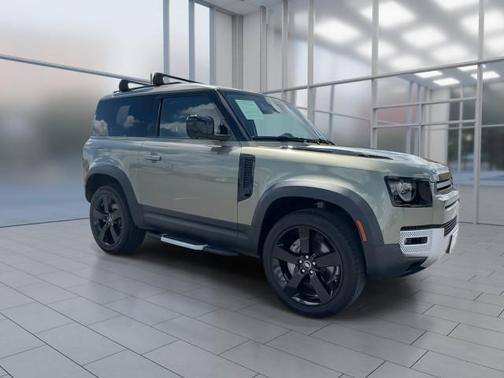 2023 Land Rover Defender 90 SE