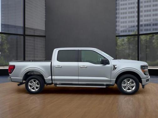 ICONIC SILVER METALLIC 2025 Ford F-150 XLT