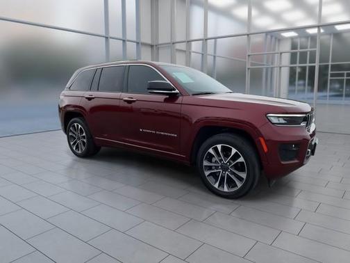 2023 Jeep Grand Cherokee Overland