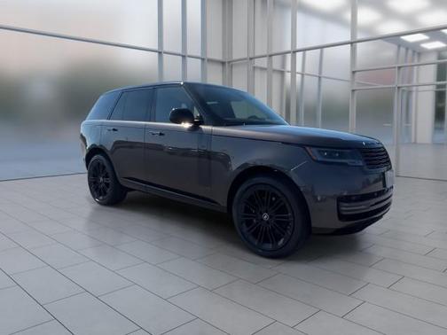 2025 Land Rover Range Rover P400 SE