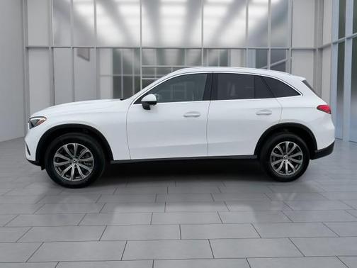 2024 Mercedes-Benz GLC 300 Base