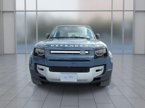 2025 Land Rover Defender 110 P400 S