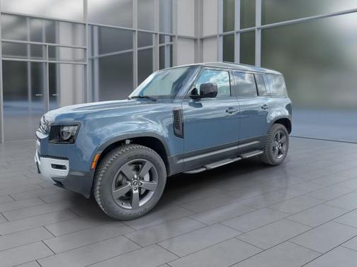 2025 Land Rover Defender 110 P400 S