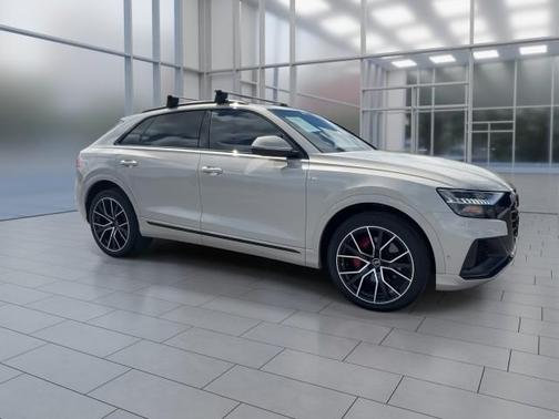 2023 Audi Q8 55 Premium Plus