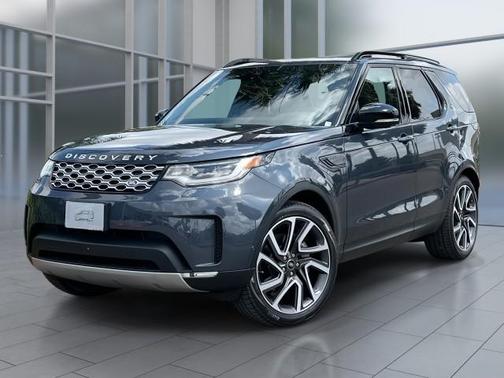 2025 Land Rover Discovery P300 S