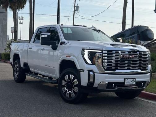 2024 GMC Sierra 2500 Denali