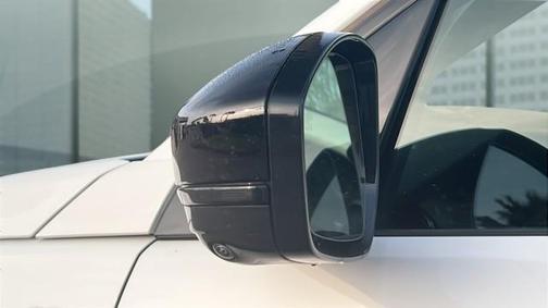 2025 Land Rover Discovery Sport S