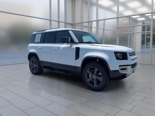 2025 Land Rover Defender 110 P400 S