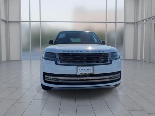 2024 Land Rover Range Rover P530 SE