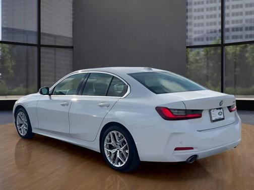 2025 BMW 330 330i