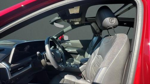 2025 Cadillac XT4 Sport